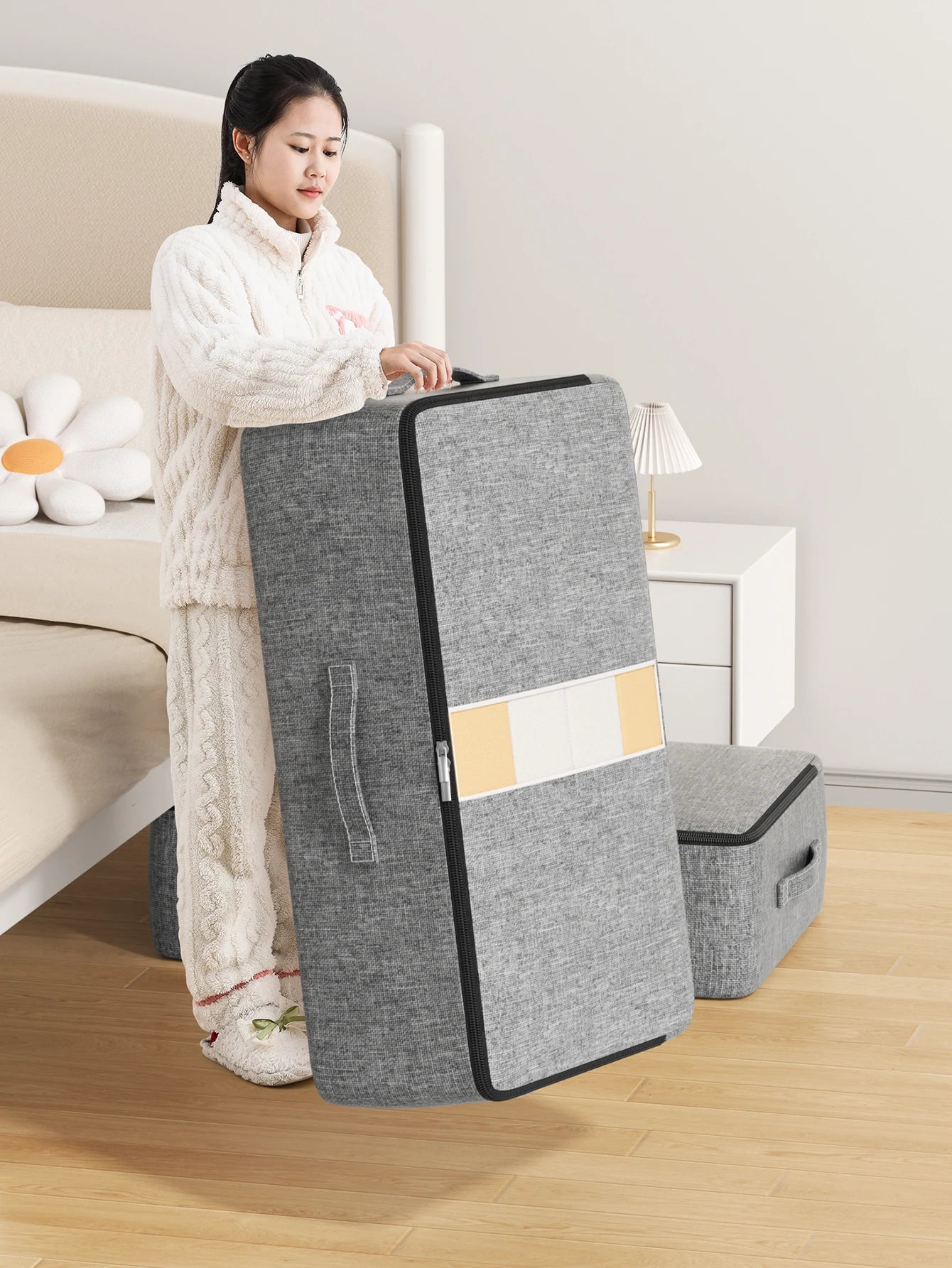Extra-large capacity underbed clothing storage